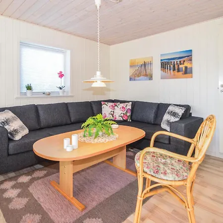 Stunning Home In Blokhus With Wifi بيت للعطل *